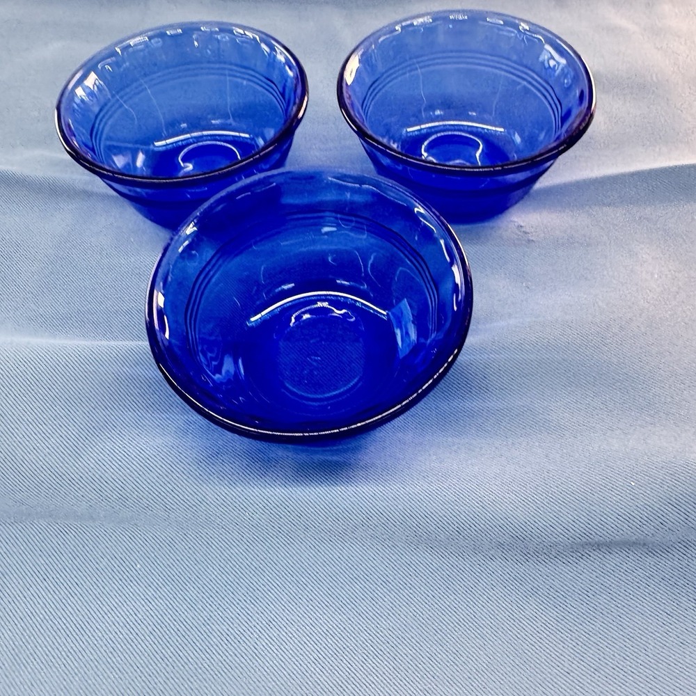 3 PYREX 3 Ringed Cobalt Blue Ramekin Custard Cups - #463, 6 ounce / 175mL